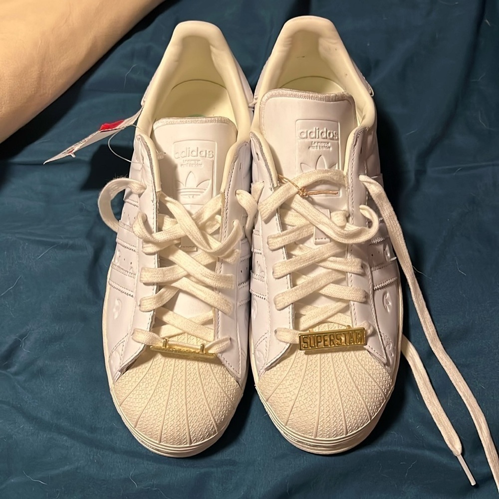 NWT Superstar Adidas Original GY00025